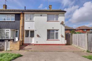 Photo of * PRICED TO SELL * Leigh Beck Lane, Canvey Island